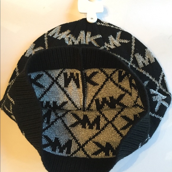Michael Kors MK Logo Knit Beanie Black/Silver NWT - Picture 3 of 8